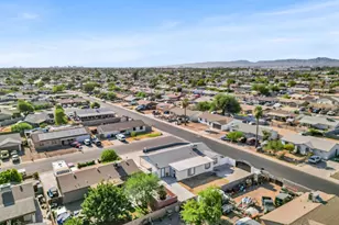 2216 N 68th Dr, Phoenix, AZ 85035 - Photo 38