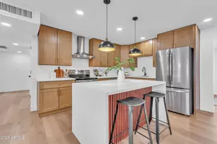 2216 N 68th Dr, Phoenix, AZ 85035 - Photo 8