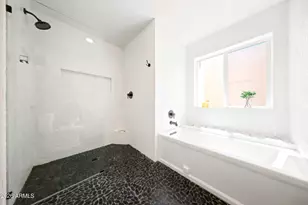 11629 N 40th Way, Phoenix, AZ 85028 - Photo 8