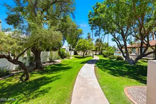 11629 N 40th Way, Phoenix, AZ 85028 - Photo 26