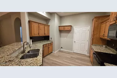 14575 W Mountain View Boulevard #12106, Surprise, AZ 85374 - Photo 10