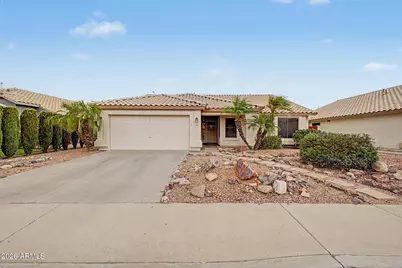 12412 W Cambridge Avenue, Avondale, AZ 85392 - Photo 2