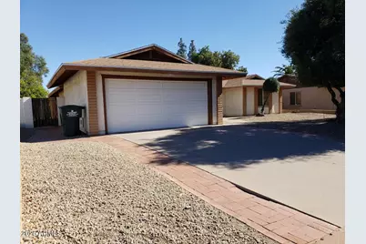8409 N 31st Lane, Phoenix, AZ 85051 - Photo 4