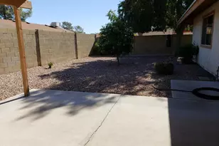 8409 N 31st Ln, Phoenix, AZ 85051 - Photo 16