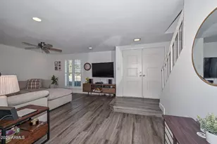 8305 E Vista Dr, Scottsdale, AZ 85250 - Photo 1
