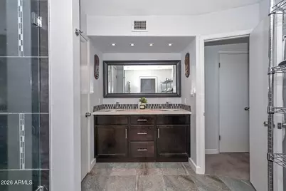 8305 E Vista Drive, Scottsdale, AZ 85250 - Photo 12