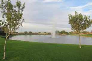 2630 E Gillcrest Rd, Gilbert, AZ 85298 - Photo 20
