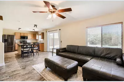 23222 N 22nd Place, Phoenix, AZ 85024 - Photo 8