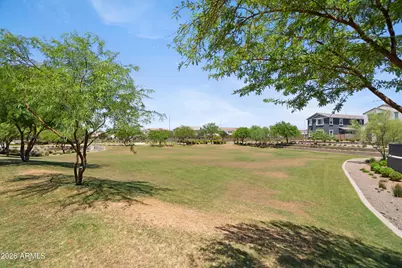 1989 W Hide Trail, Phoenix, AZ 85085 - Photo 32