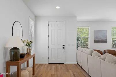 1989 W Hide Trail, Phoenix, AZ 85085 - Photo 4