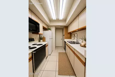 1333 E Morten Avenue #Unit 238, Phoenix, AZ 85020 - Photo 10