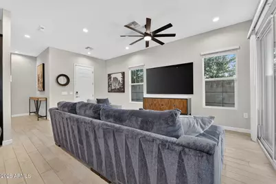 4840 E Village Drive, Scottsdale, AZ 85254 - Photo 10
