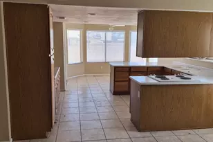 8225 W Corrine Dr, Peoria, AZ 85381 - Photo 4
