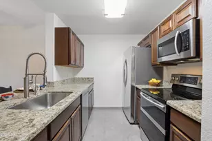 4114 E Union Hills Dr, Phoenix, AZ 85050 - Photo 8