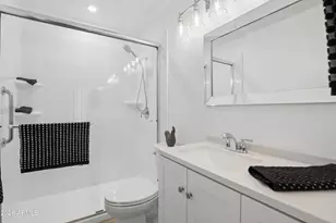 4114 E Union Hills Dr, Phoenix, AZ 85050 - Photo 18