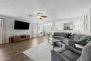 15781 W Watson Ln, Surprise, AZ 85379 - Photo 8