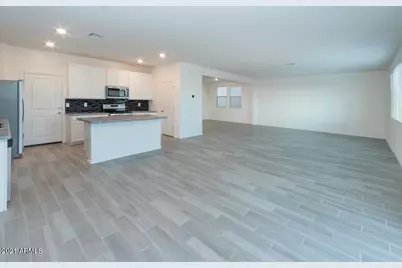 7243 N 125th Drive, Glendale, AZ 85307 - Photo 10