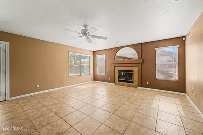 6933 W Villa Hermosa --, Glendale, AZ 85310 - Photo 4