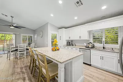 12421 N 42nd Drive, Phoenix, AZ 85029 - Photo 12