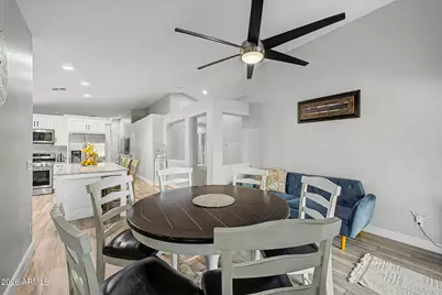 12421 N 42nd Drive, Phoenix, AZ 85029 - Photo 18