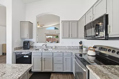 1327 W Lark Drive, Chandler, AZ 85286 - Photo 6