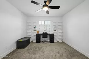 20979 W Palm Ln, Buckeye, AZ 85396 - Photo 22