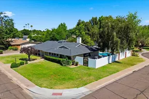 216 E Glenn Dr, Phoenix, AZ 85020 - Photo 50