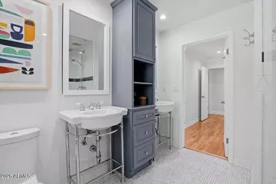 216 E Glenn Drive, Phoenix, AZ 85020 - Photo 28
