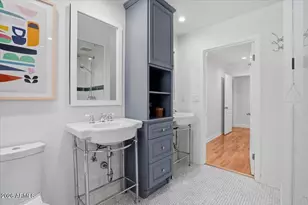 216 E Glenn Dr, Phoenix, AZ 85020 - Photo 28