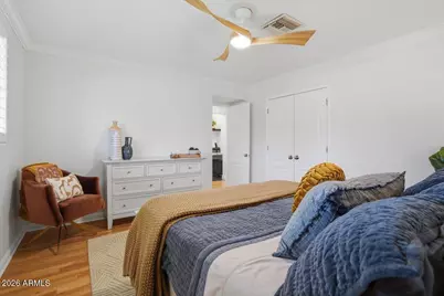 216 E Glenn Drive, Phoenix, AZ 85020 - Photo 32