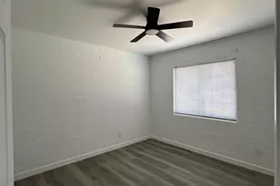 1542 W Carson Rd, Phoenix, AZ 85041 - Photo 16