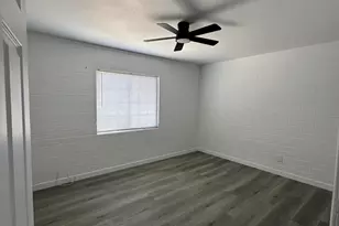 1542 W Carson Rd, Phoenix, AZ 85041 - Photo 14