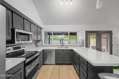 17434 N 34th Avenue, Phoenix, AZ 85053 - Photo 16