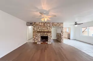1835 E Palm Ln, Phoenix, AZ 85006 - Photo 12
