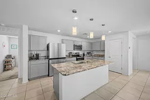 714 E Mountain View Dr, Avondale, AZ 85323 - Photo 14