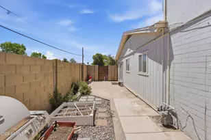 410 W Parkway Blvd, Tempe, AZ 85281 - Photo 32