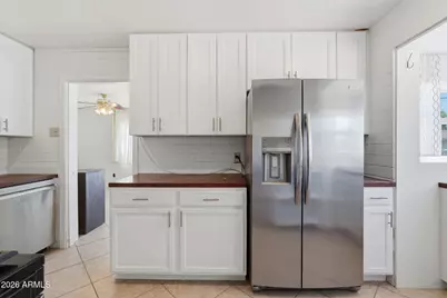 410 W Parkway Boulevard, Tempe, AZ 85281 - Photo 8
