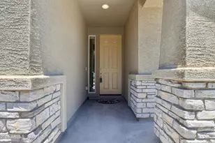 18758 W Shangri La Rd, Surprise, AZ 85388 - Photo 2