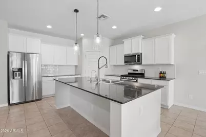 18758 W Shangri La Road, Surprise, AZ 85388 - Photo 4