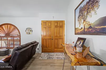 4555 W Echo Lane, Glendale, AZ 85302 - Photo 10