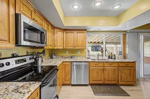 4555 W Echo Ln, Glendale, AZ 85302 - Photo 4