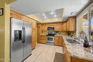4555 W Echo Ln, Glendale, AZ 85302 - Photo 16