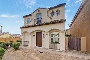2045 E Heartwood Ln, Phoenix, AZ 85022 - Photo 6