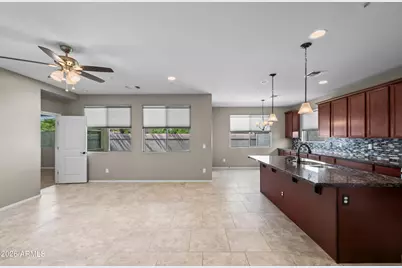 9272 W Wood Drive, Peoria, AZ 85381 - Photo 12