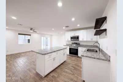 5713 S 13th Avenue, Phoenix, AZ 85041 - Photo 2