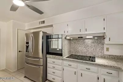 10034 W Concord Avenue, Sun City, AZ 85351 - Photo 10