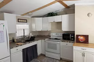 146 N Merrill Rd, Apache Junction, AZ 85120 - Photo 2