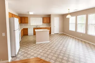 8566 E Desert Ln, Mesa, AZ 85209 - Photo 4