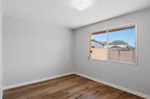 2949 W Cactus Wren Dr, Phoenix, AZ 85051 - Photo 24