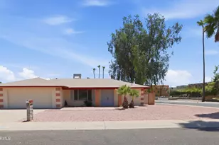 2949 W Cactus Wren Dr, Phoenix, AZ 85051 - Photo 36